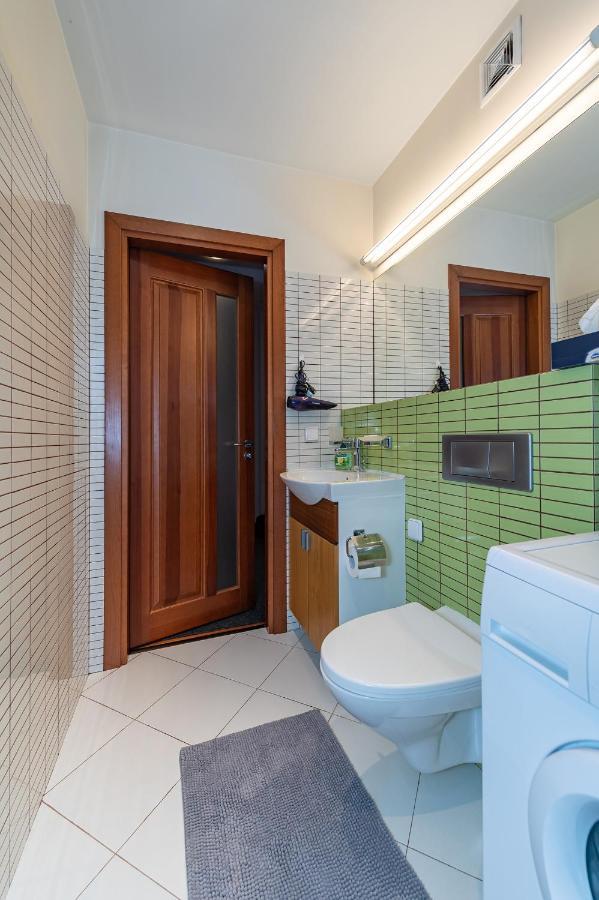 Panoramic City Centre Apartment By Polo Apartments Kaunas Exterior foto