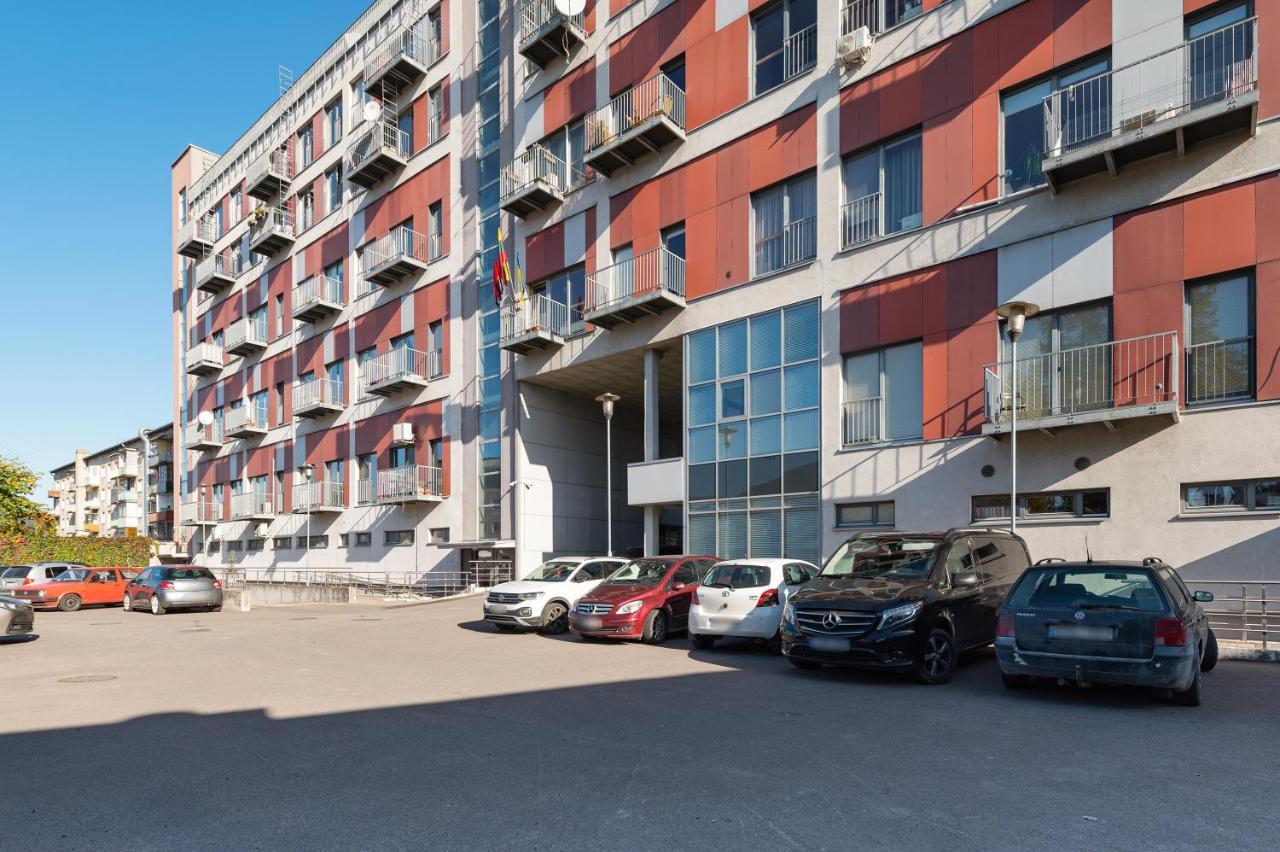 Panoramic City Centre Apartment By Polo Apartments Kaunas Exterior foto